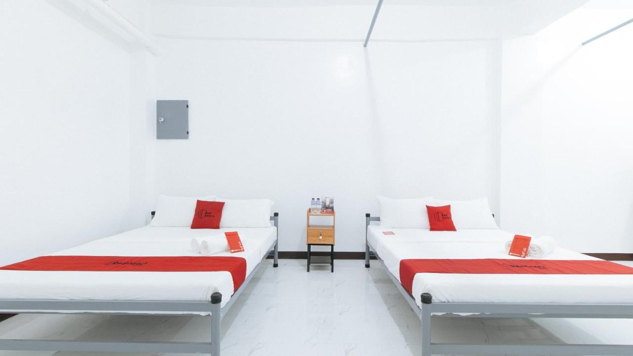 Reddoorz At Good 101 Paranaque Paranaque City Eksteriør bilde