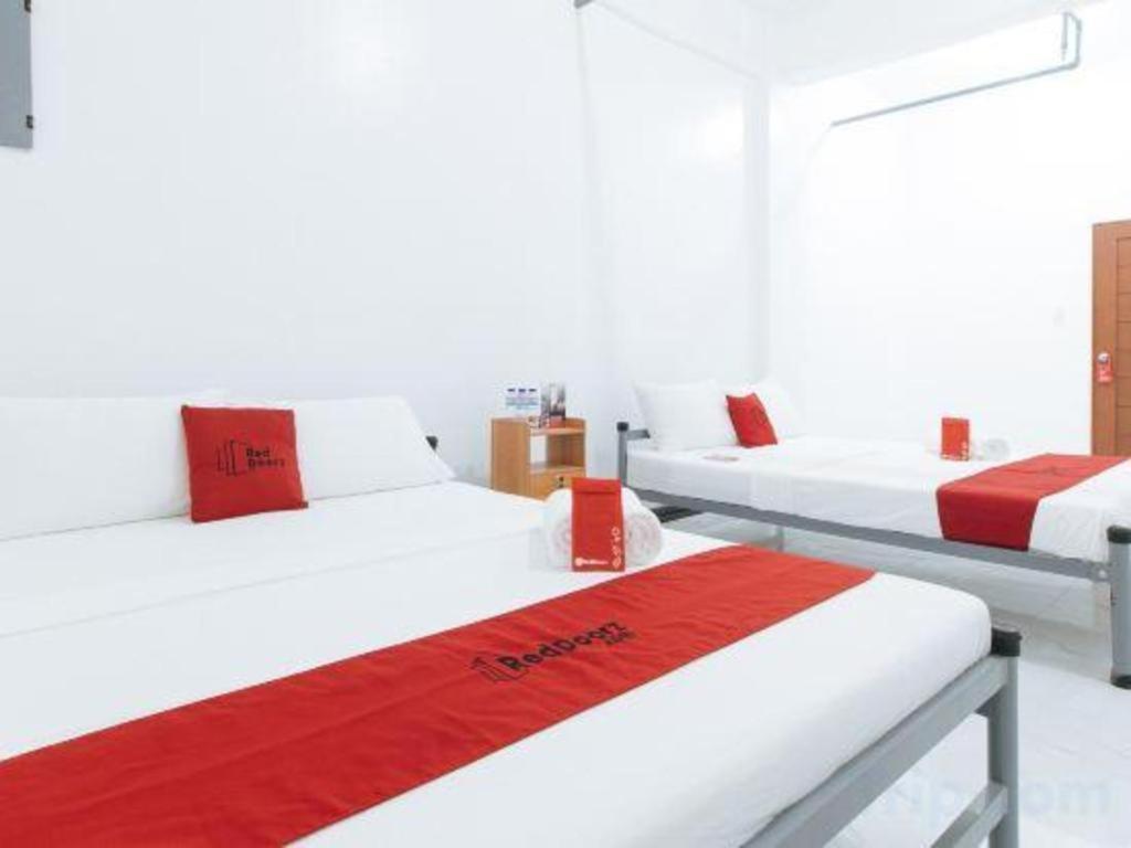 Reddoorz At Good 101 Paranaque Paranaque City Eksteriør bilde