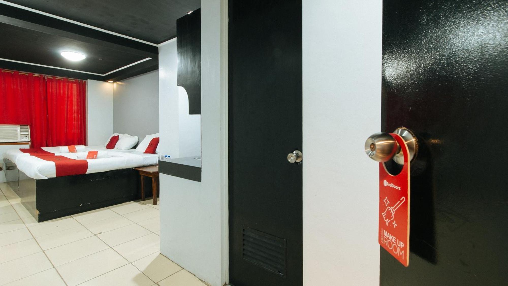 Reddoorz At Good 101 Paranaque Paranaque City Eksteriør bilde